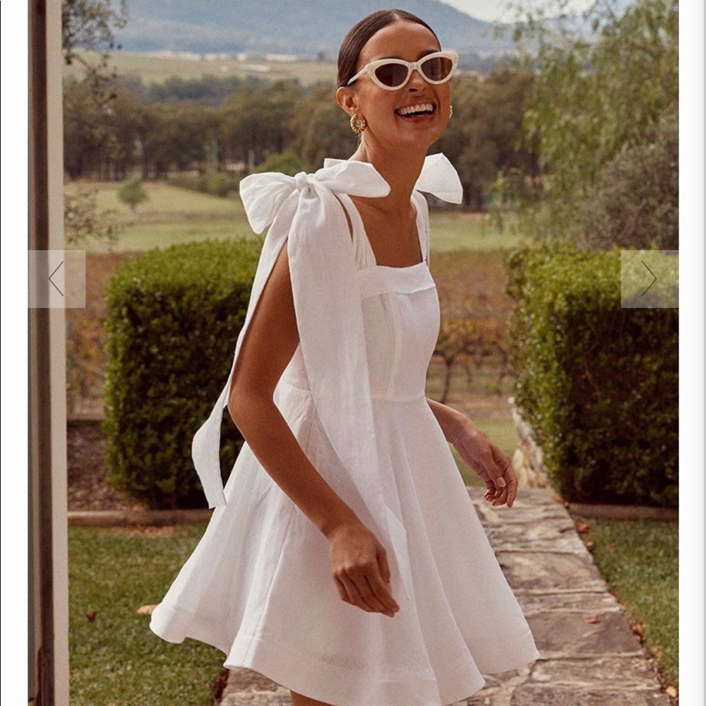 DISSH White Dress with Bows